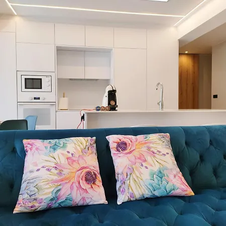 Centro Santa Clara Piso De Lujo * オビエド